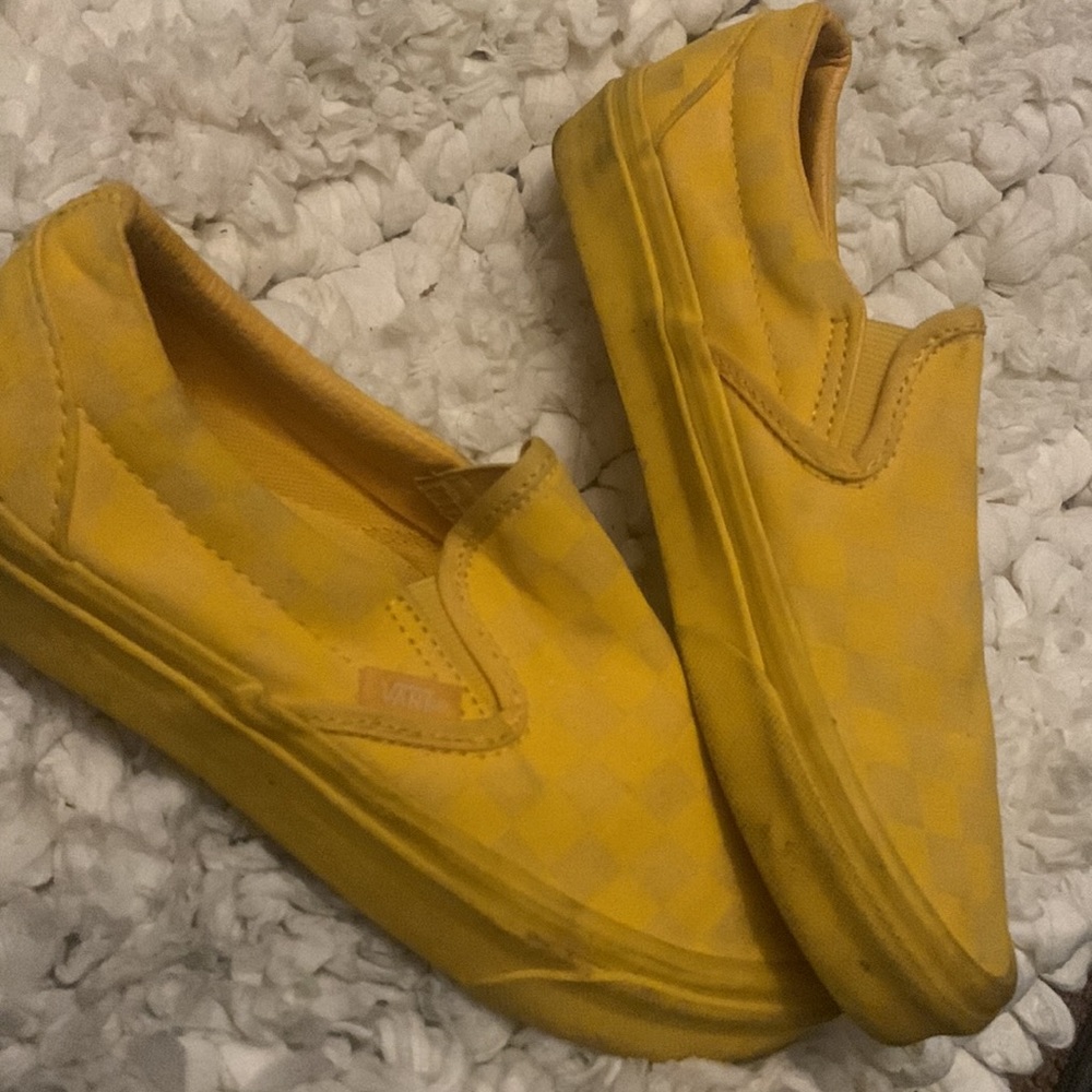 Vans - Picture 2 of 3